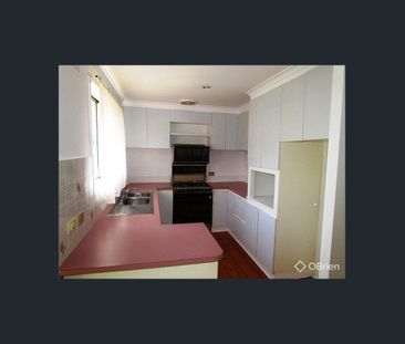 Great Home in the Heart of Melton! - Photo 6