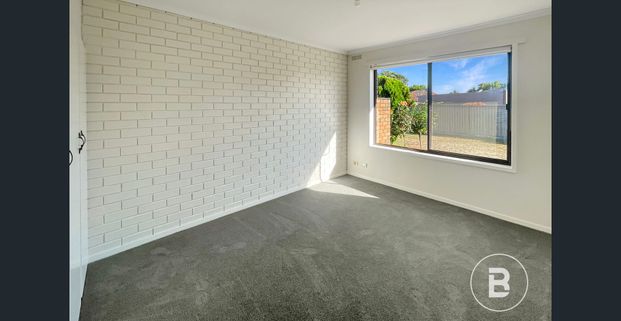 CLEAN AND QUIET ONE BEDROOM UNIT IN ALFREDTON - Photo 1