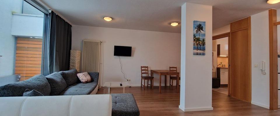 möbliertes Townhouse im Herzen Merseburg - Photo 1