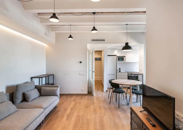 Carrer de Rogent, Barcelona, Catalonia 08026