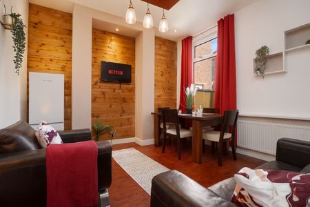 5 Bed Terraced House, Portrush Street, L13 - Photo 2