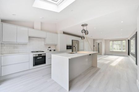 3 bedroom terraced house to rent - Photo 5