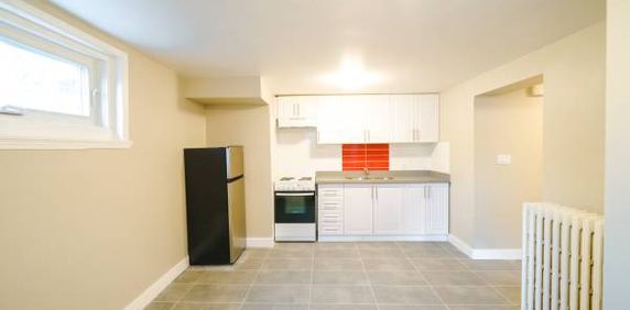 1 Bedroom Bright & Renovated Basement Apt. - Photo 2