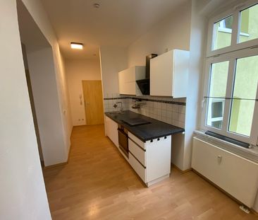 3-Raum-Wohnung mit EBK, Balkon und Kamin - Photo 3