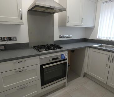 2 bedroom terraced house to rent - Photo 6