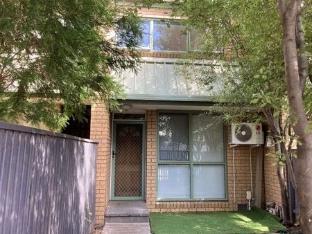 10/156-160 Ascot Vale Road, Flemington, VIC 3031 - Photo 2