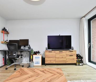 Immaculate modern one-bedroom furnished flat to let in the sought a... - Photo 5
