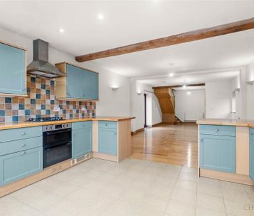 3 bedroom detached house to rent - Photo 6