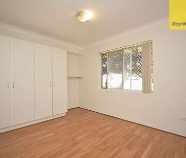 Freshly Painted & Ready to Move In - Modern 2-Bedroom Unit in Prime... - Photo 6