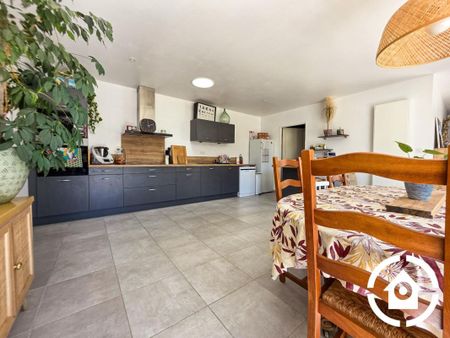 Location Maison 5 pièces 125m² COGNAC 16100 - Photo 5