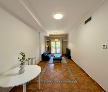 Apartment in Estepona, Costa del Sol - Photo 2