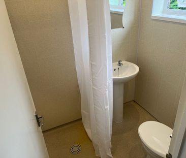 Room in a Shared House, Leabon Grove, B17 - Photo 1