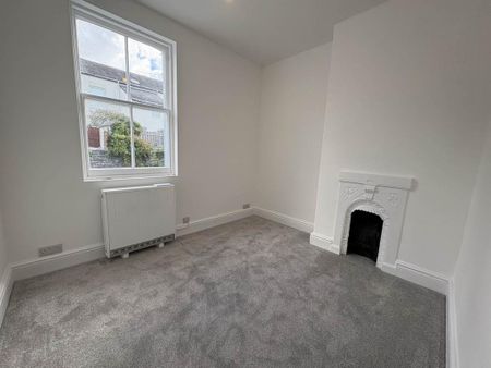2 bedroom house to rent - Photo 2