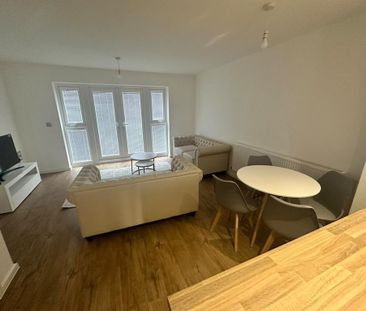 2 bedroom detached house to rent - Photo 2