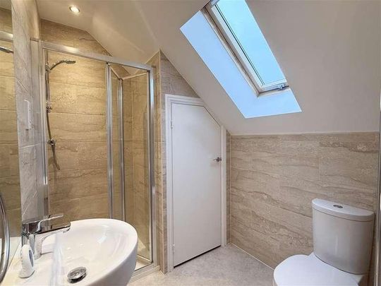 Kiln Way, Halling, ME2 - Photo 1