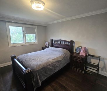 For Lease - 21 Dukinfield Crescent, Toronto, Ontario - Photo 5
