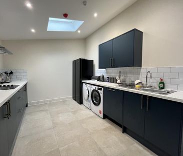 1 bedroom in a house share to rent - Photo 6
