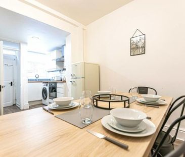 2 bedroom terraced house to rent - Photo 1