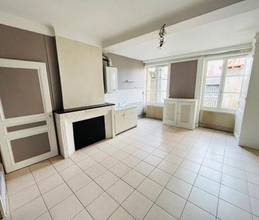 Location Appartement 2 pièces 75m² MACON 71000 - Photo 1