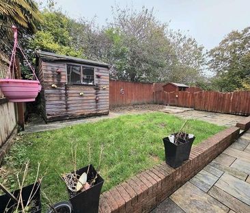 Vale Reach, Pencoed, Bridgend, Bridgend County, CF35 - Photo 2