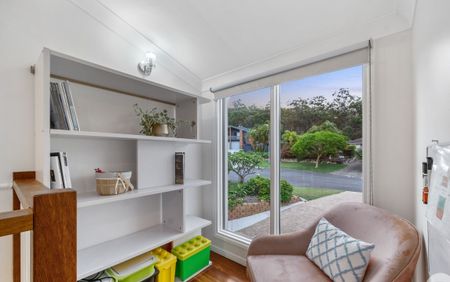 5 Syma St, Chermside West QLD 4032 - House For Rent - $950 | Domain - Photo 2