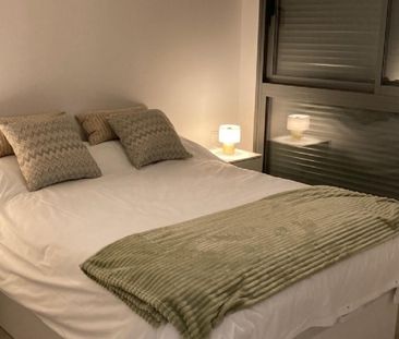 3 Bedroom Apartment For Rent in Cancelada, Málaga - Photo 1