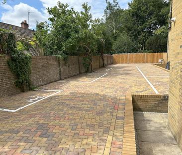 1 bedroom property to rent - Photo 2