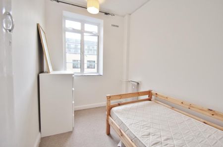 2 bedroom flat to rent - Photo 3