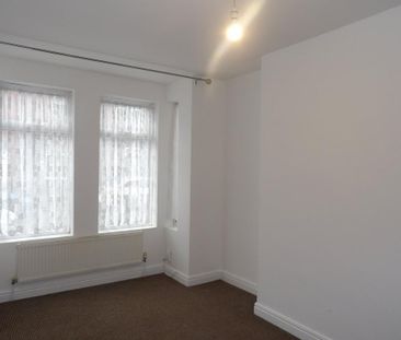 1 bedroom ground floor flat to rent - Photo 2