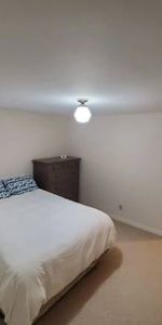 2 beds 1 bath house - Photo 3