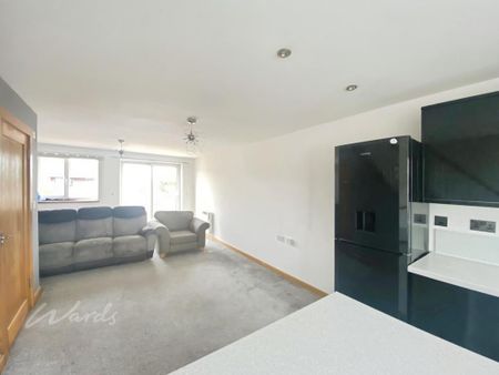 3 bedroom end of terrace house to rent - Photo 3