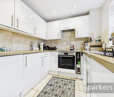 2 bedroom end of terrace house to rent - Photo 4