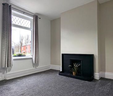 2 bedroom terraced house to rent - Photo 2