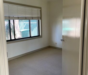 Caringbah - Photo 3