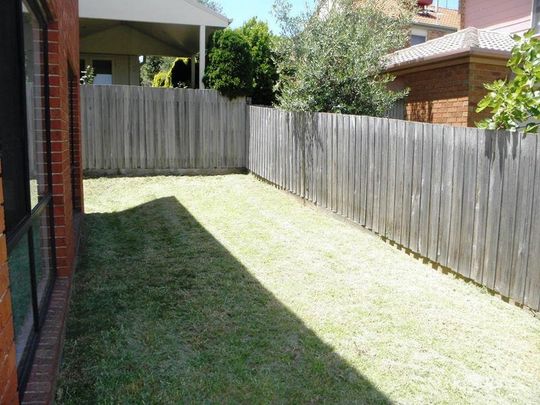 27 Rangeview Terrace, BULLEEN - Photo 1