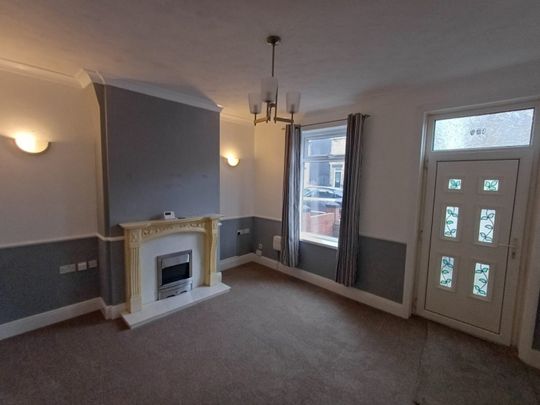 2 bed Terraced - To Let - Photo 1