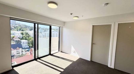 Modern 1 Bedroom Apartment - Photo 5