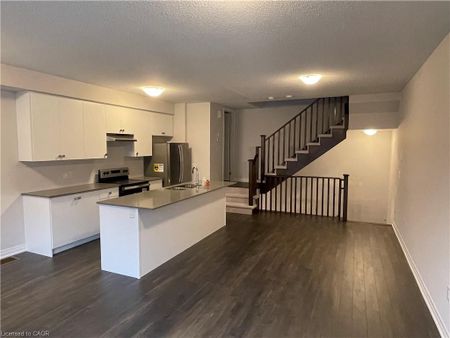 For Lease - 585 Colborne Street Unit# 507, Brantford, Ontario - Photo 4