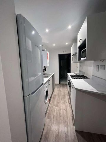 Russell Road, Forest Fields, NG7 - Photo 3