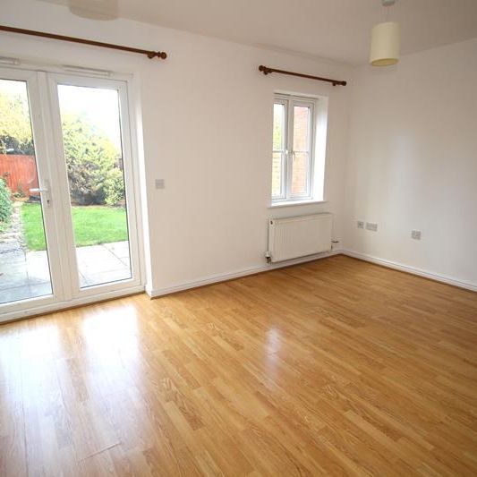 3 bedroom terraced house to rent - Photo 1