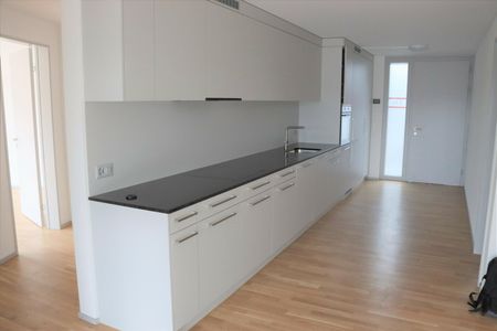 "Moderne Wohnung an bester Lage beim Bahnhof" - Photo 2