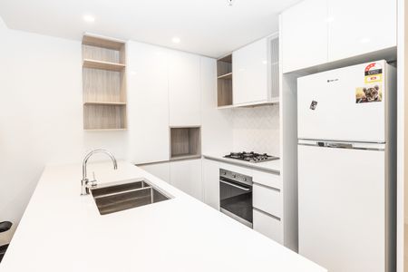 1406/15 Lachlan Street, Waterloo NSW 2017 - Apartment For Rent | Domain - Photo 5