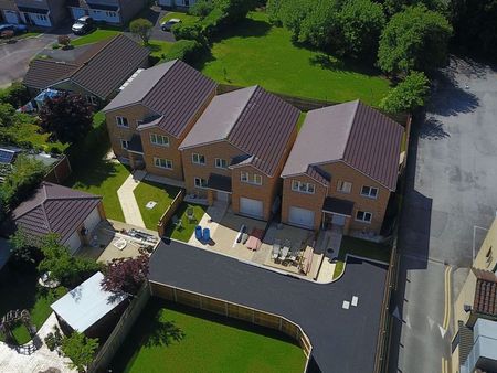 St. Teresas Court, Gloucester Road North - Photo 3