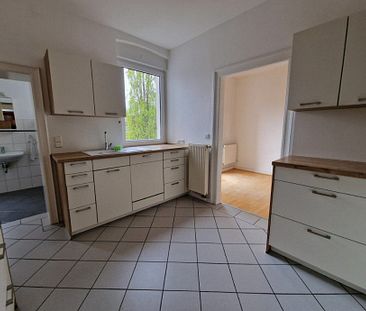 Schöne Altbauwohnung direkt in der Gütersloher Innenstadt - Foto 2