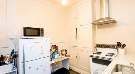 Super convenient living ! - Photo 5