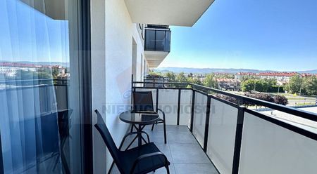 007MW N. Sącz ul. Piłsudskiego, nowoczesne mieszkanie na wynajem, 41,15 m2, IVp, 2 pokoje, balkon, miejsce postojowe. Cena: 2900 zł - Фото 2