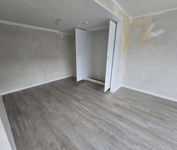 Appartment direkt in der Eller-Einkaufsstraße, Parkplatz auf Wunsch... - Foto 6