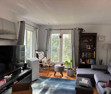 5 1/2 à louer Ste-Rose Laval - Photo 1