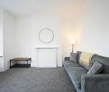 3 bedroom house share to rent - Photo 2