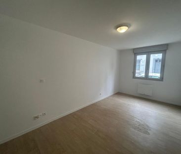 Appartement à louer, 1 pièce - Angers 49000 - Photo 1
